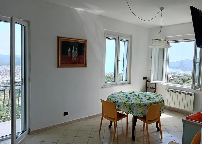 Orizzonte Spezzino Apartmán *