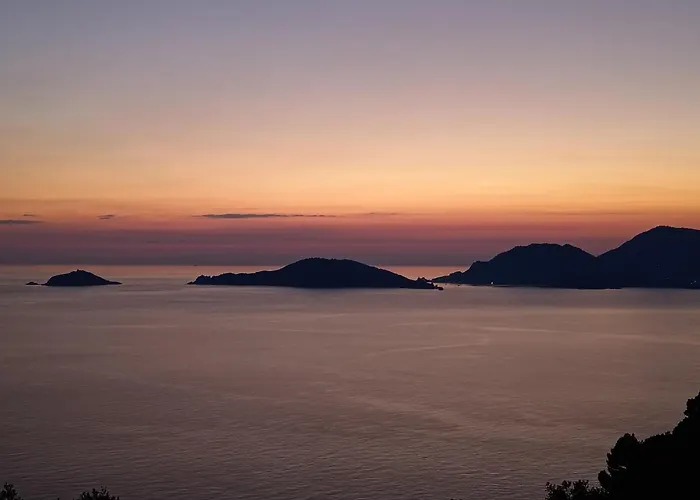 Orizzonte Spezzino Lägenhet *